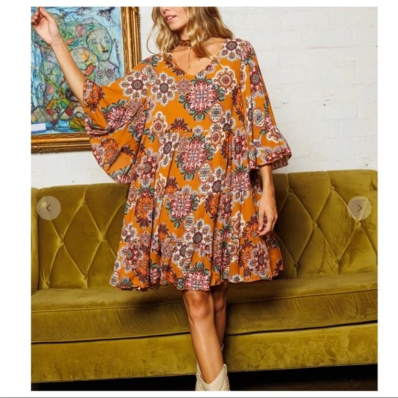 13 Boho Fabulous Paisley Pattern V-Neck Tiered Dress - Picture 2 of 9